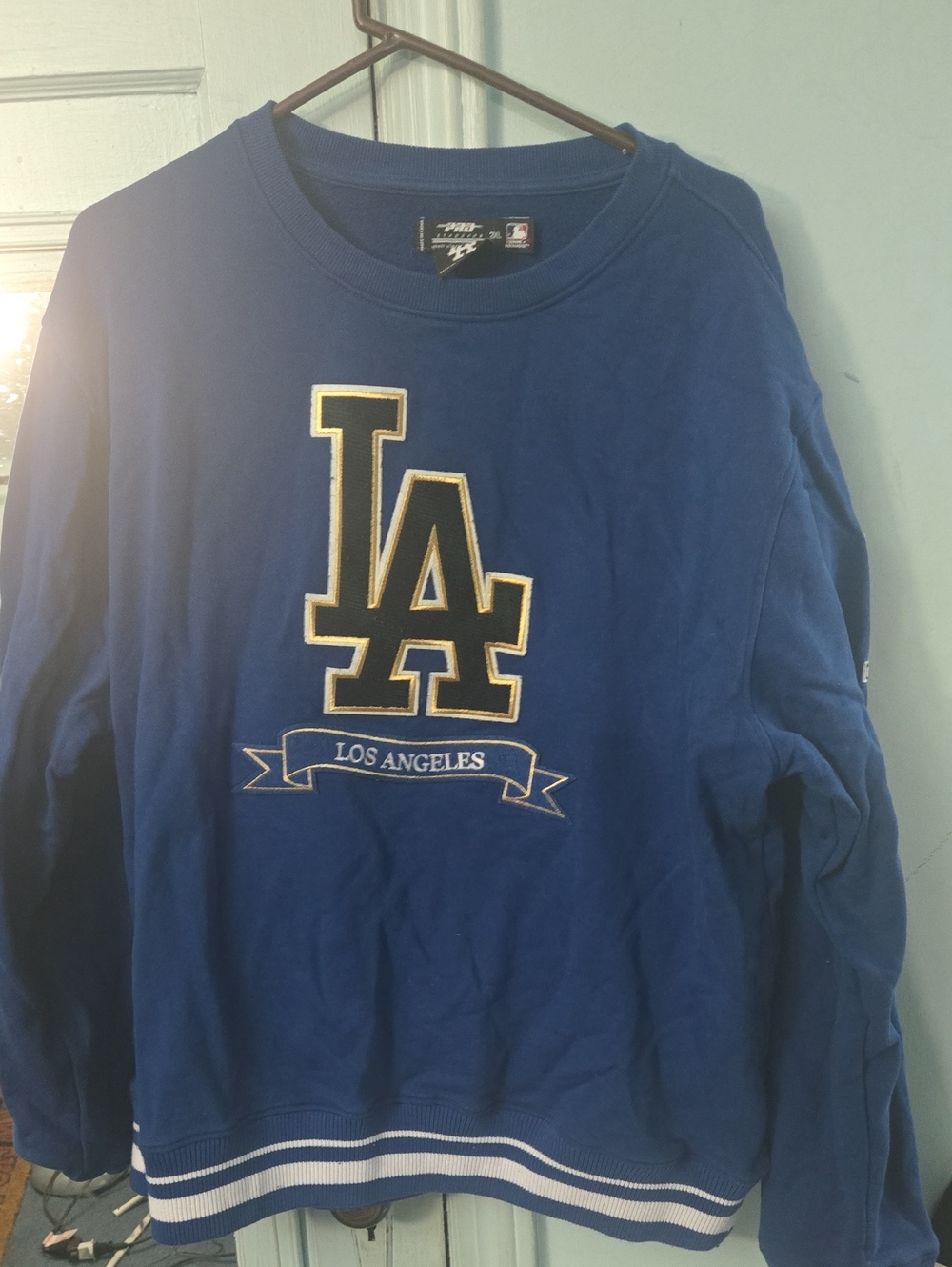 Los Angeles Embroidered LA Logo Crewneck Sweatshirt - Blue